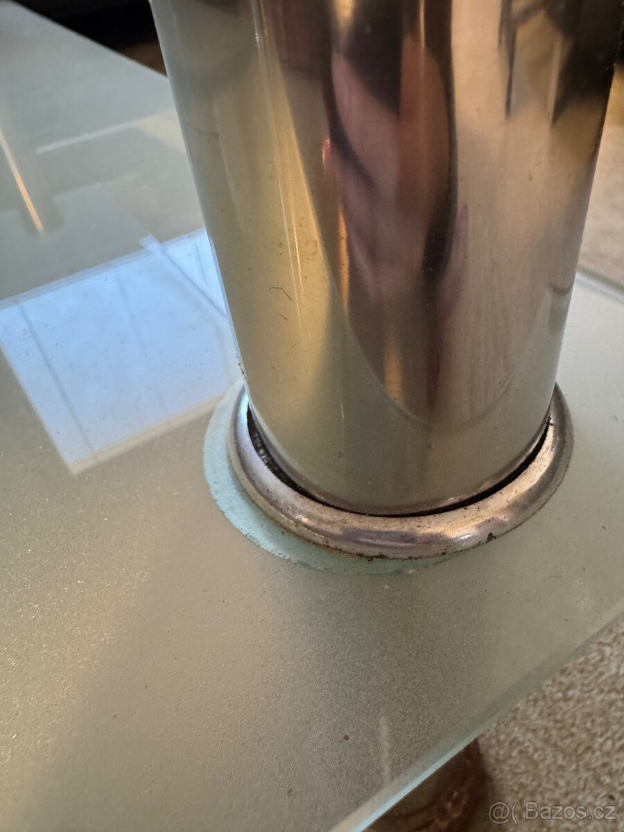 Konferenční stolek skleněný - 7