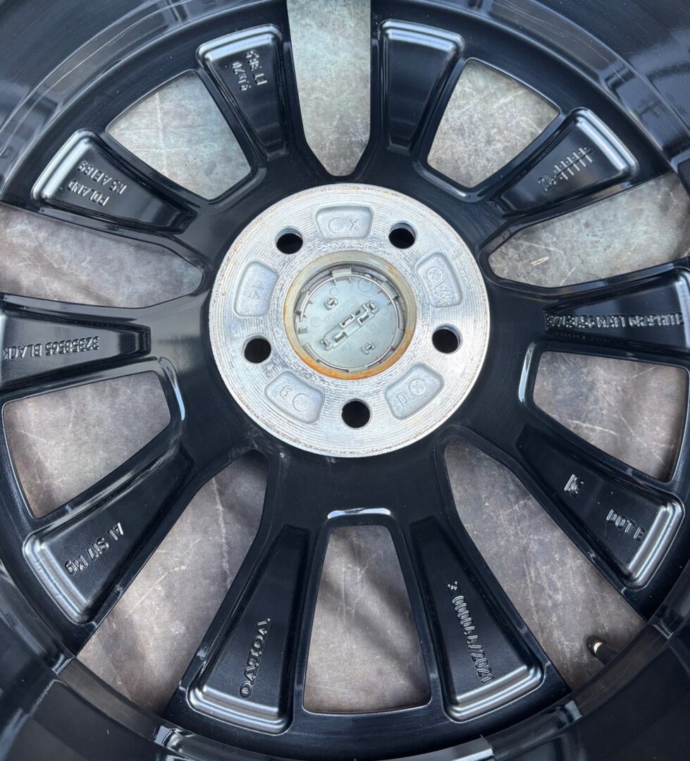 Letní sada Volvo XC90 275/45R20 110V - 7