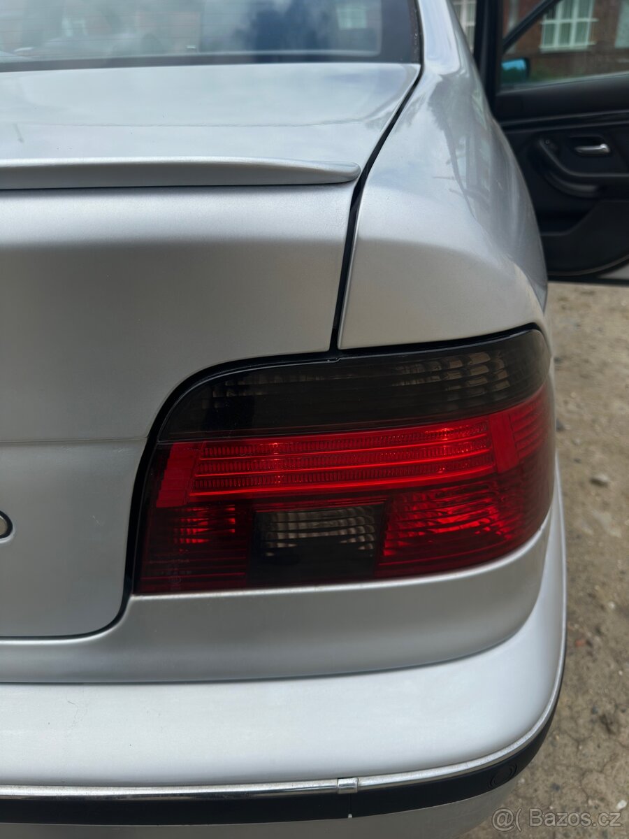 BMW E39 2.5i - 7