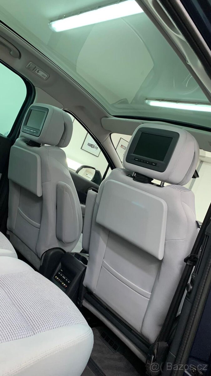 Peugeot 5008 1,6 HDI 82 kW rv. 2011 - 7