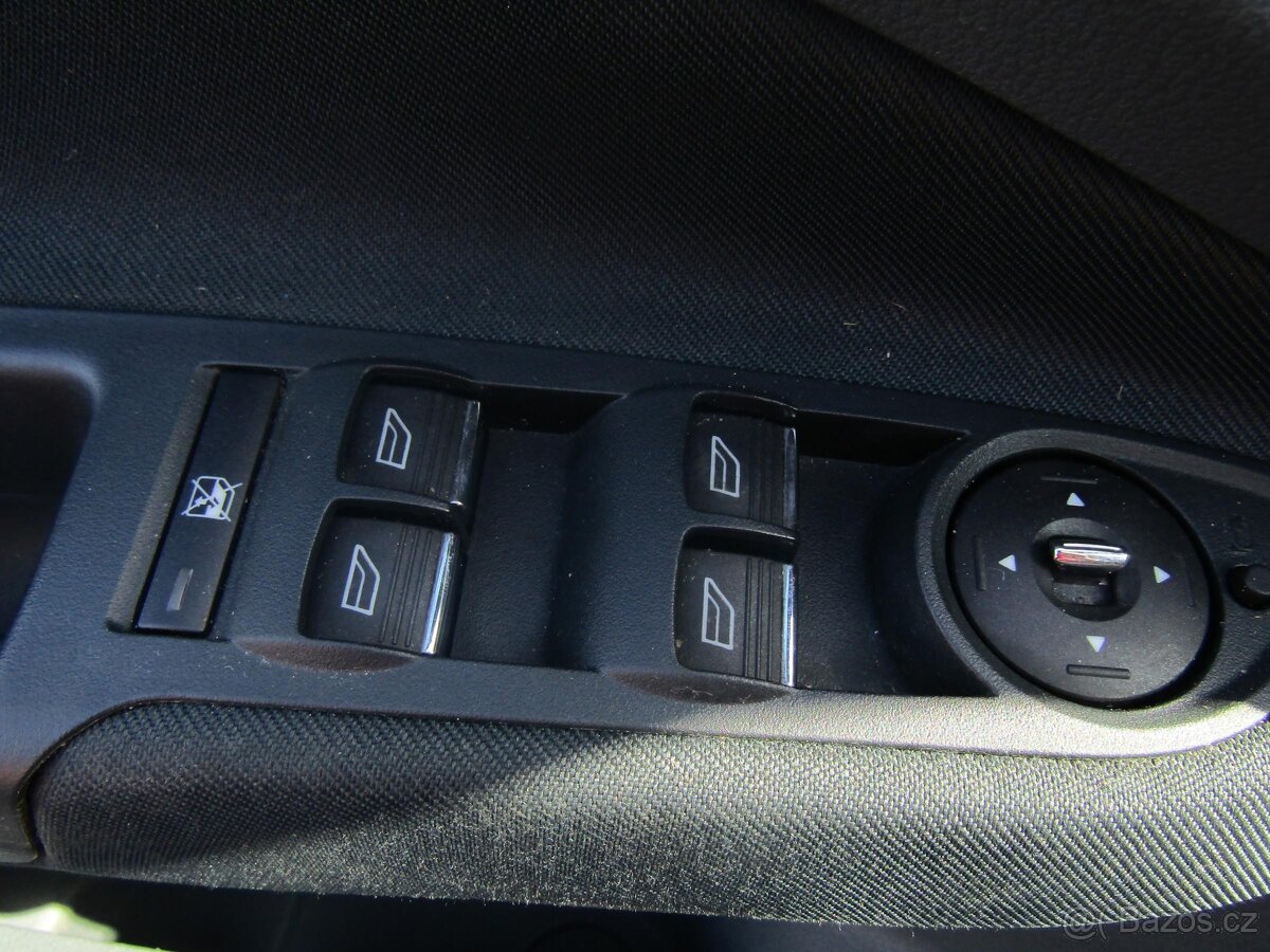 Ford C-MAX 1.6 TDCi , 70 kW nafta, 2012 - 7