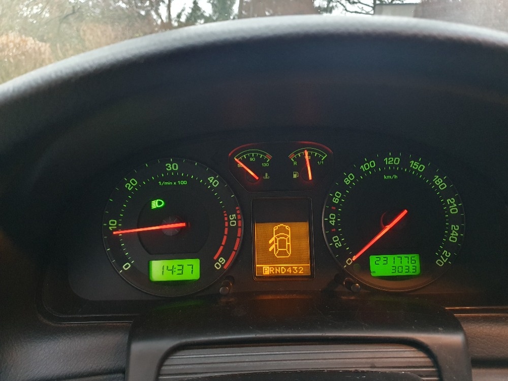 Škoda Superb 2,5 TDI 6V 120 KW, Automat - 7