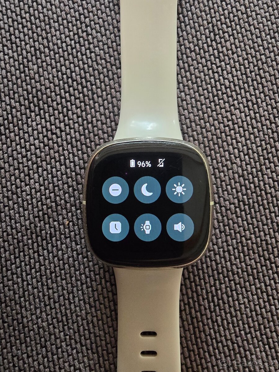 Fitbit sense - 7