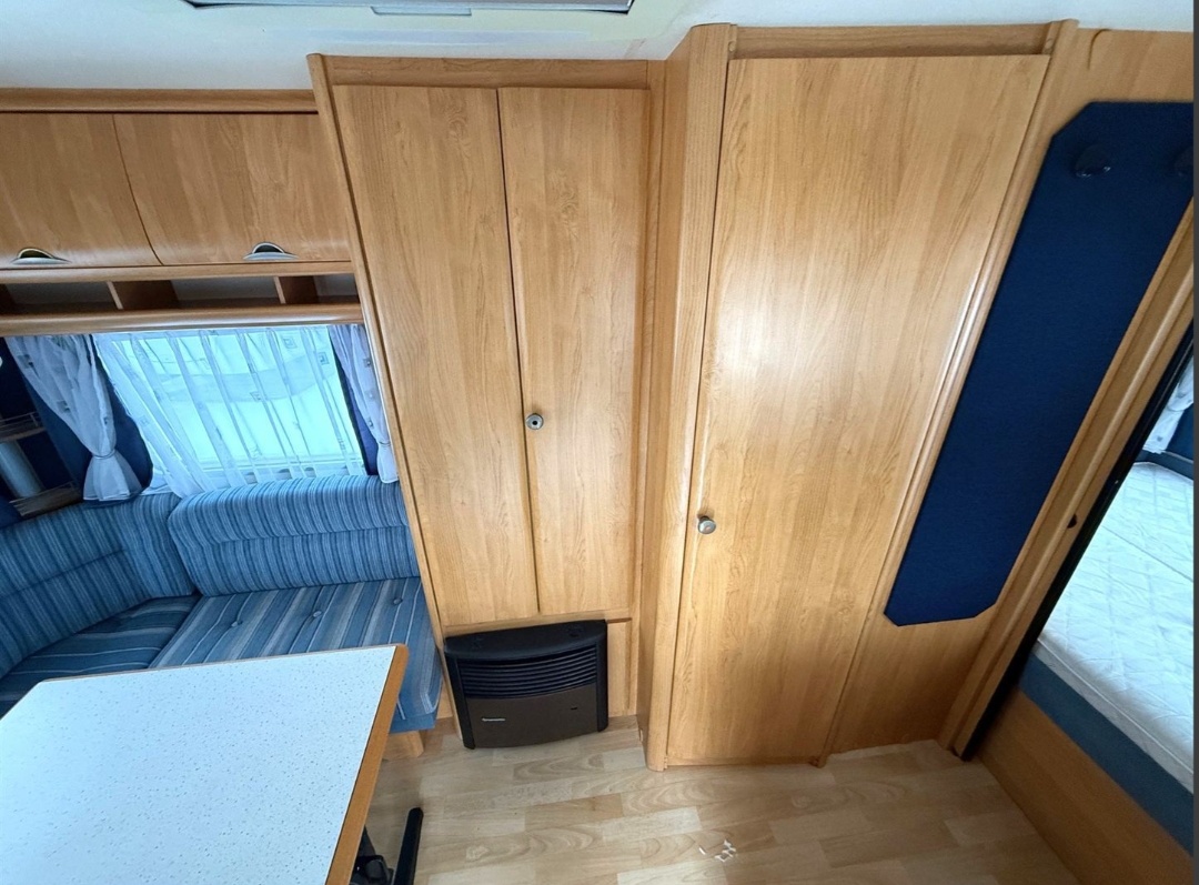 Hobby 450 UF Excellent , PŘEDSTAN - 7