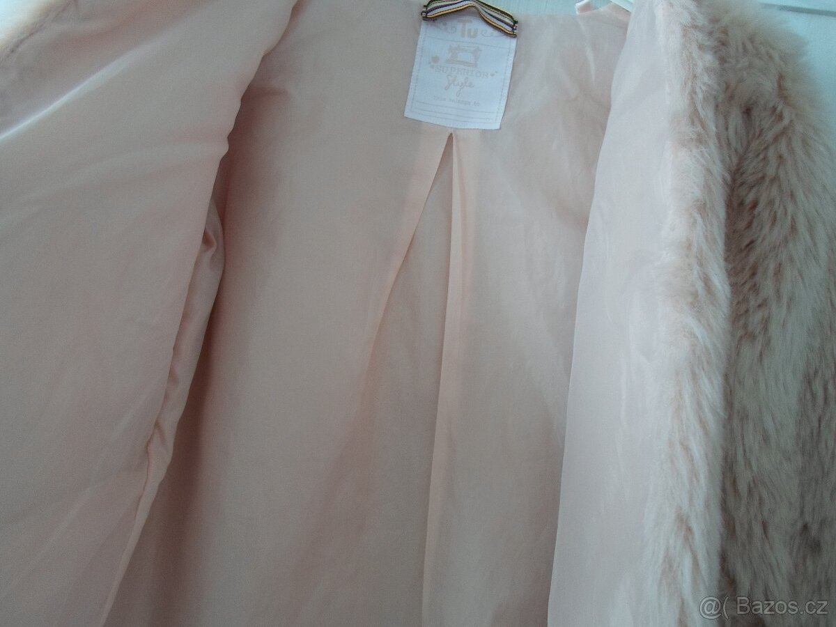 Růžový chlupatý kabát kabátek bunda - 152 - 7