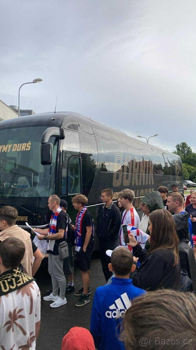 KOLIK JSTE OCHOTNI ZAPLATIT ZA VLASTNORUČNÍ PODPIS MISTRA SV - 7