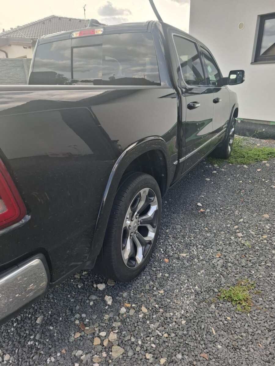RAM 1500, 5,7 hemi stav nového vozu - 7