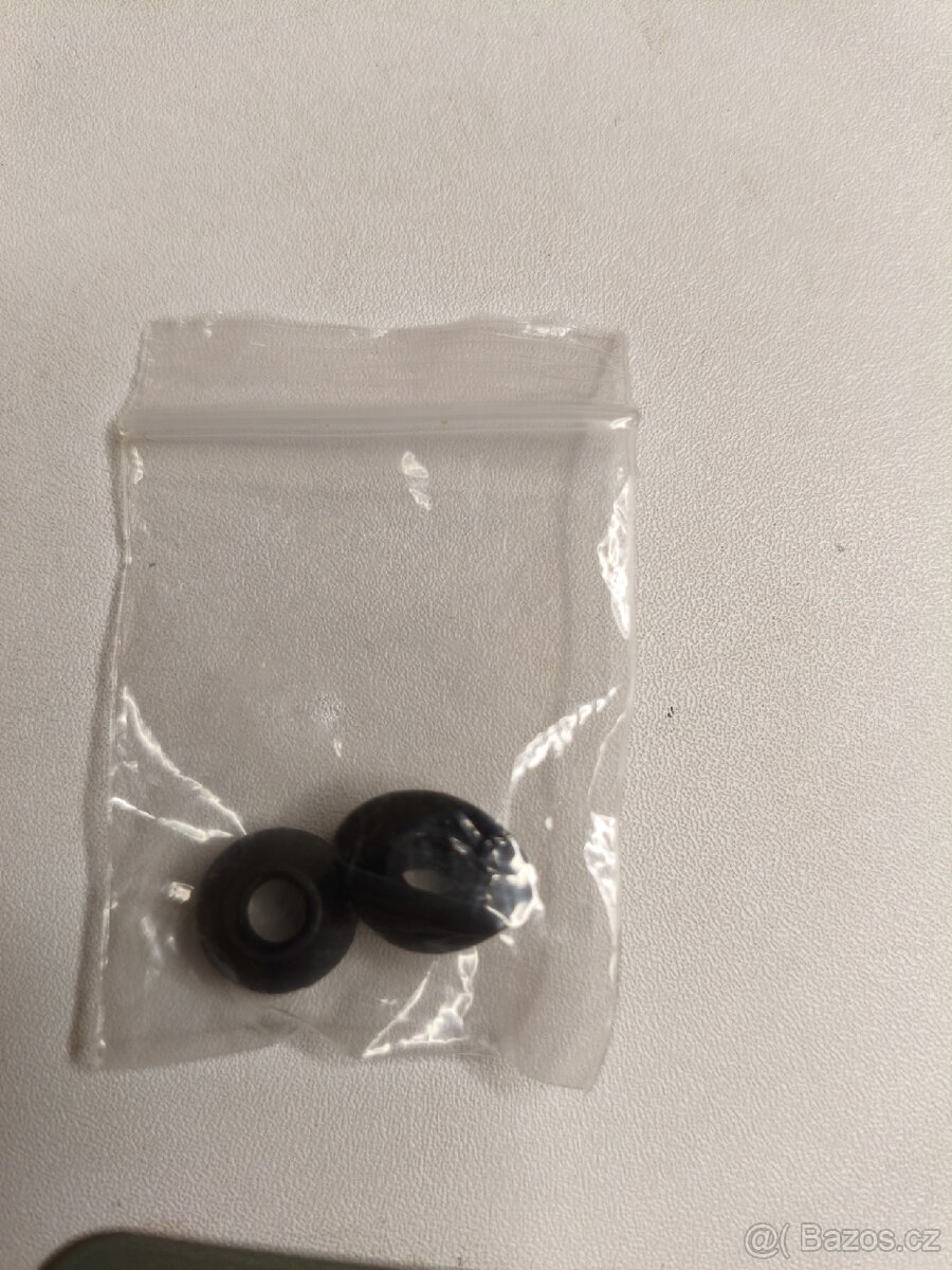 IHOME XT-10 TRUE BEZDRÁTOVÁ SLUCHÁTKA (ČERNÁ) - 7