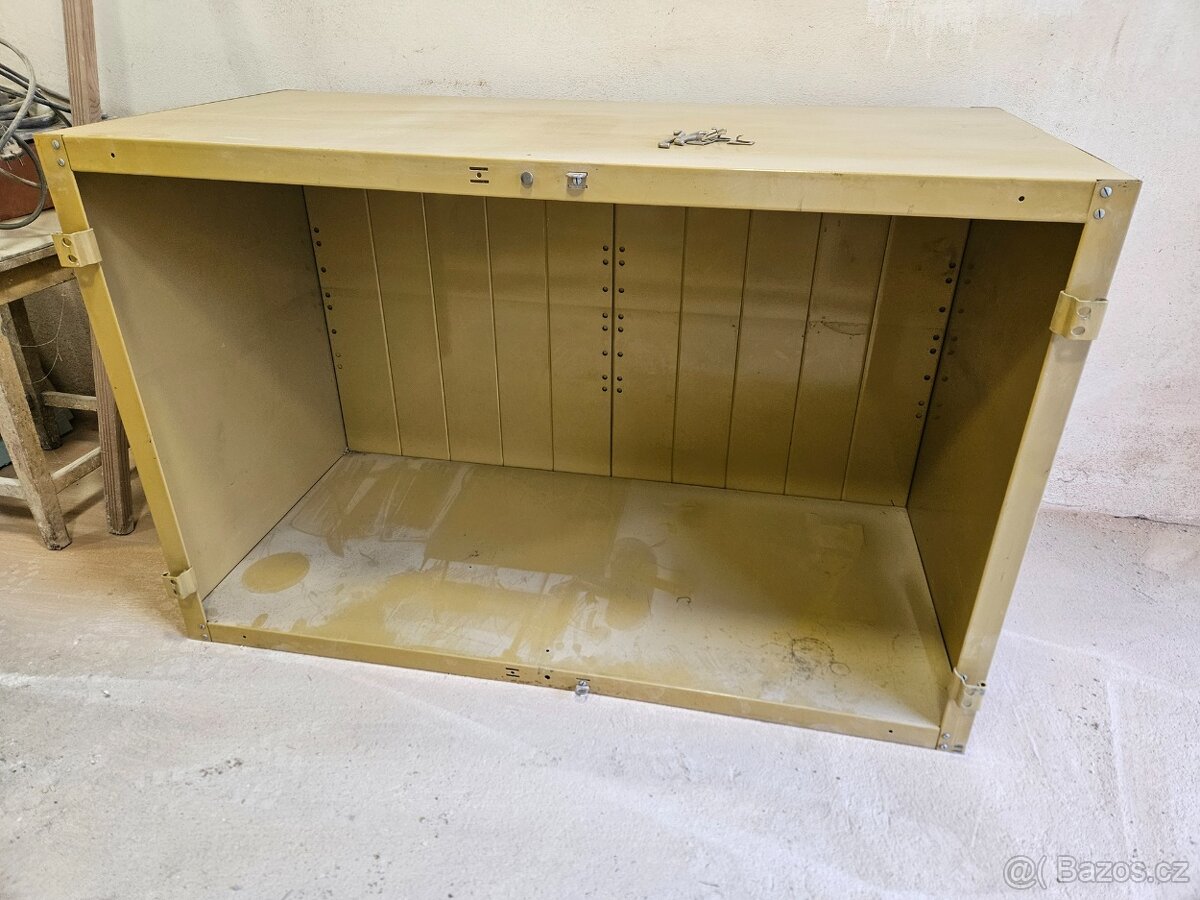 plechová skříně - 7