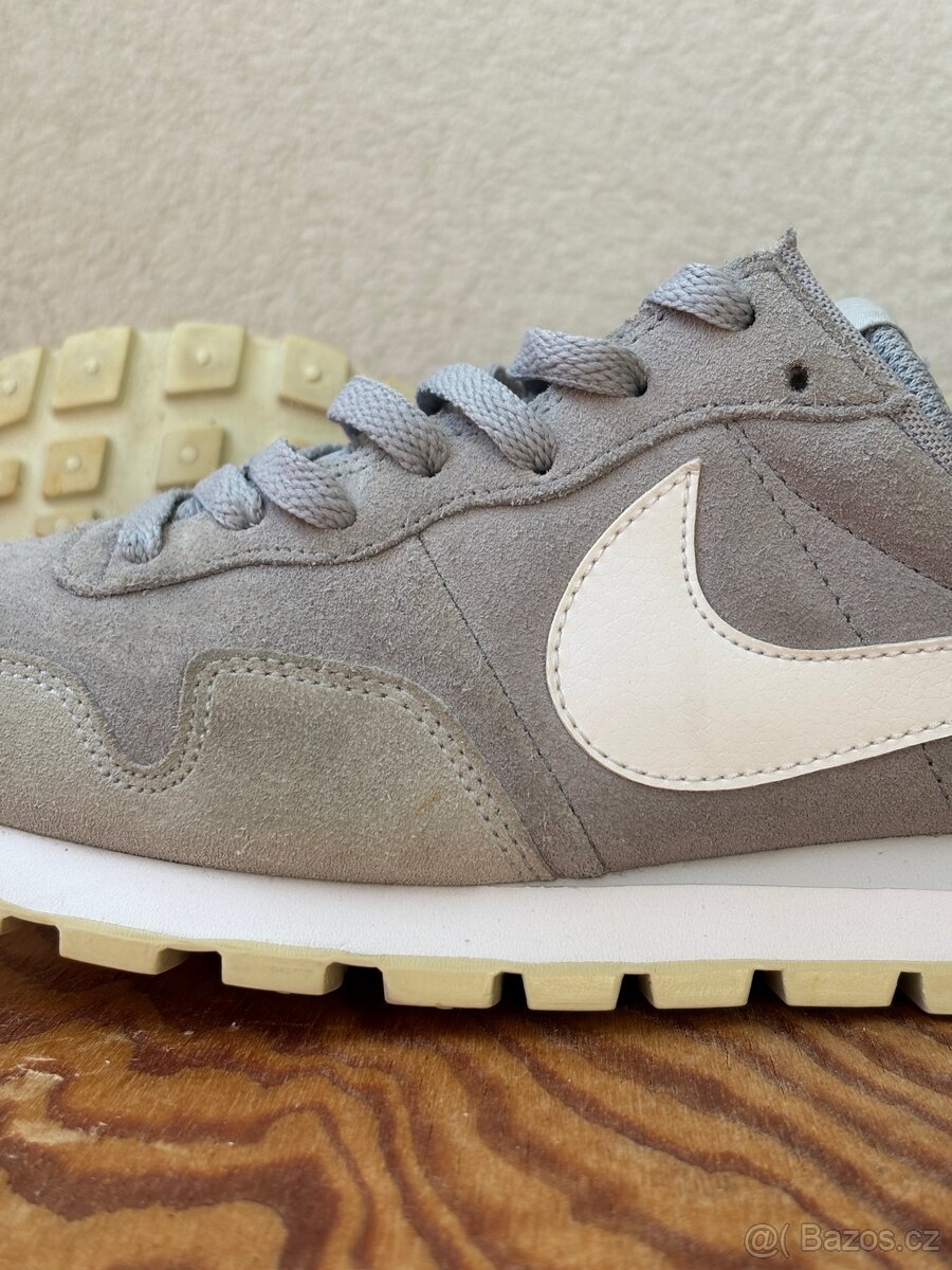 Nike Air Pegasus 83 - 7