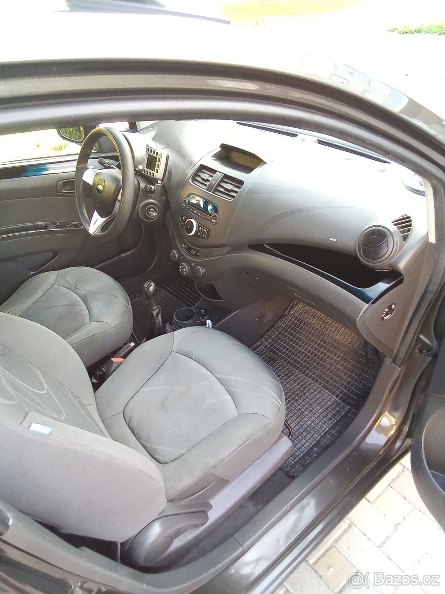 Chevrolet Spark 1.0i,2011,107000 km,klima,nová cz stk. - 7