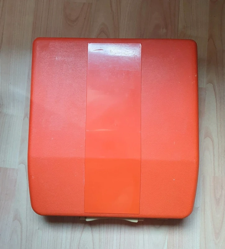 Kufříkový psací stroj Chevron - 7