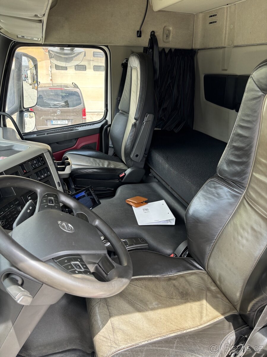 Volvo FM nosič výměnný nástaveb BDF - 7