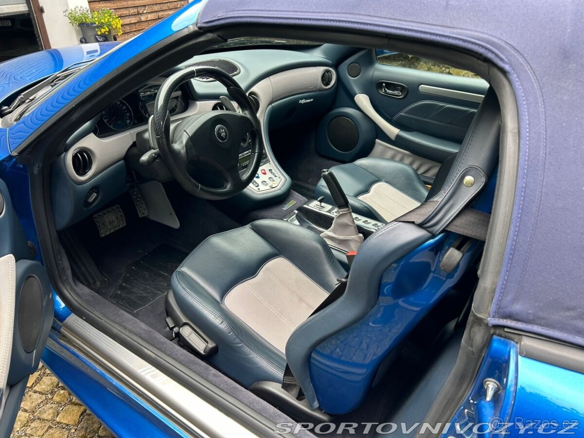 Maserati Spyder - 7