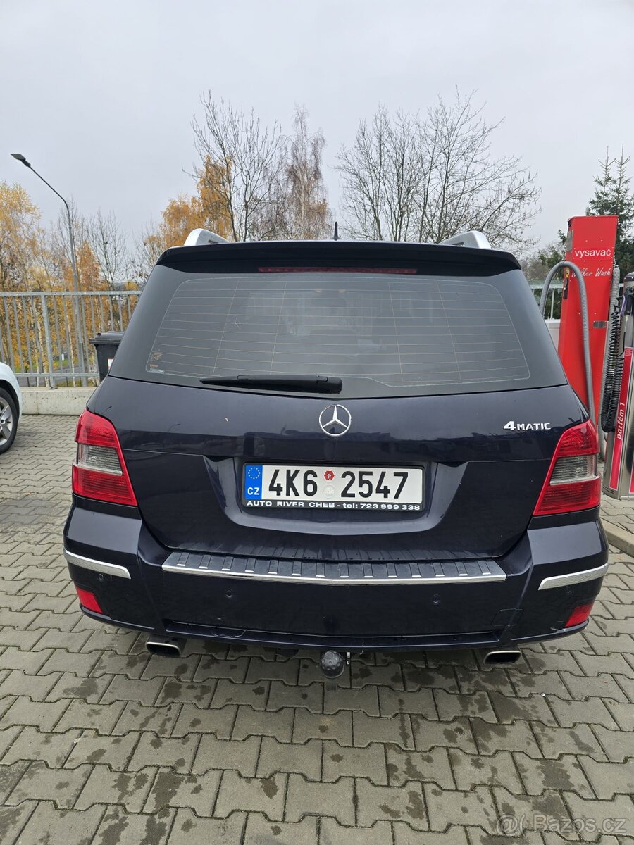 Prodam Mercedes GLK 320 4 MATIK - 7