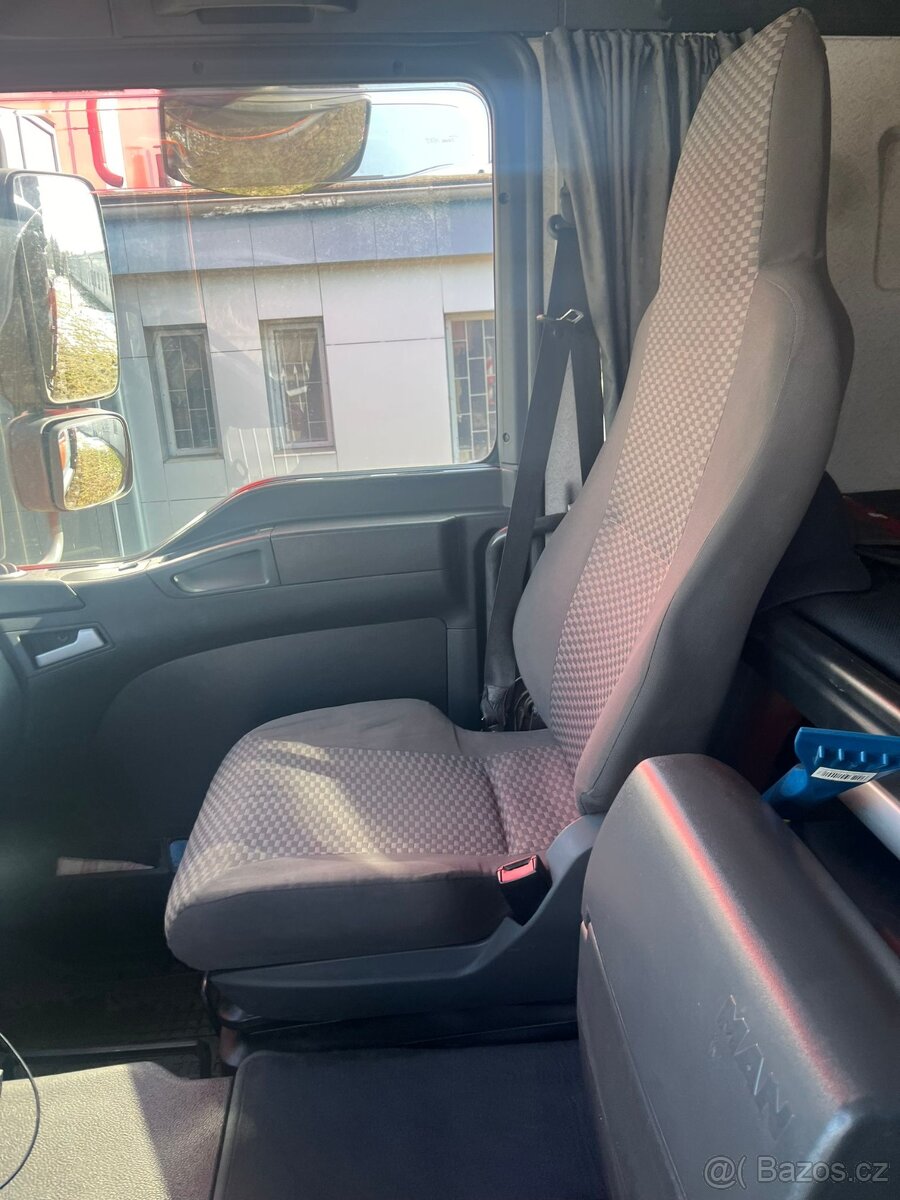 MAN TGA 35.400 s hydr. rukou HIAB 1055E - 8 + JIB - 7