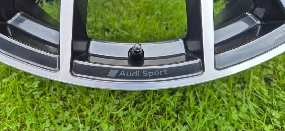 Originální alu kola Audi Sport Q8 SQ8 R22 - 7