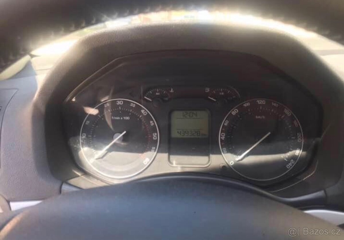 Škoda Octavia 2 combi 1.9tdi 77kW BXE - 7