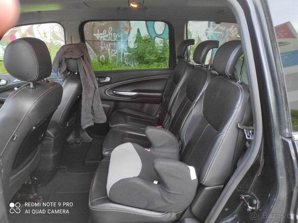 Prodám Ford Galaxy GHIA 7Mist - 7