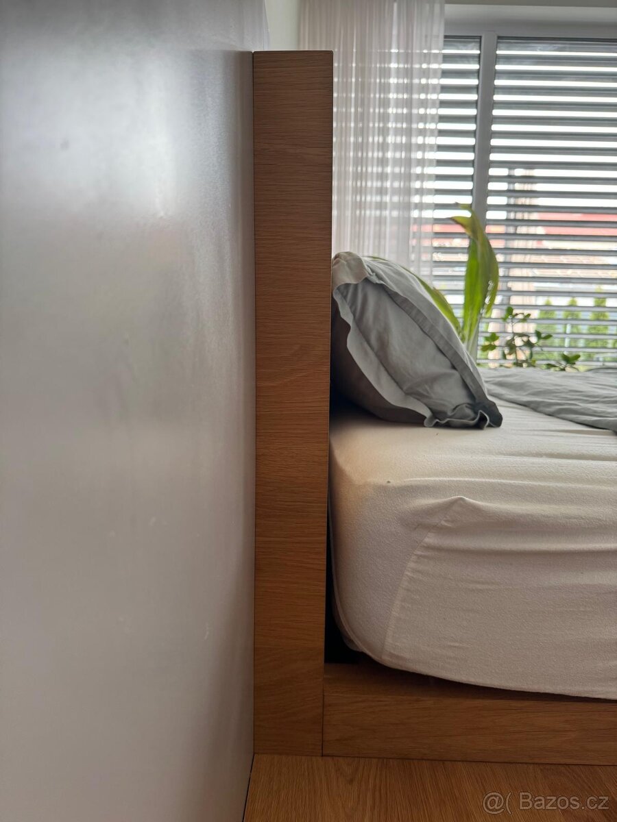 Postel z dubového masivu - 7