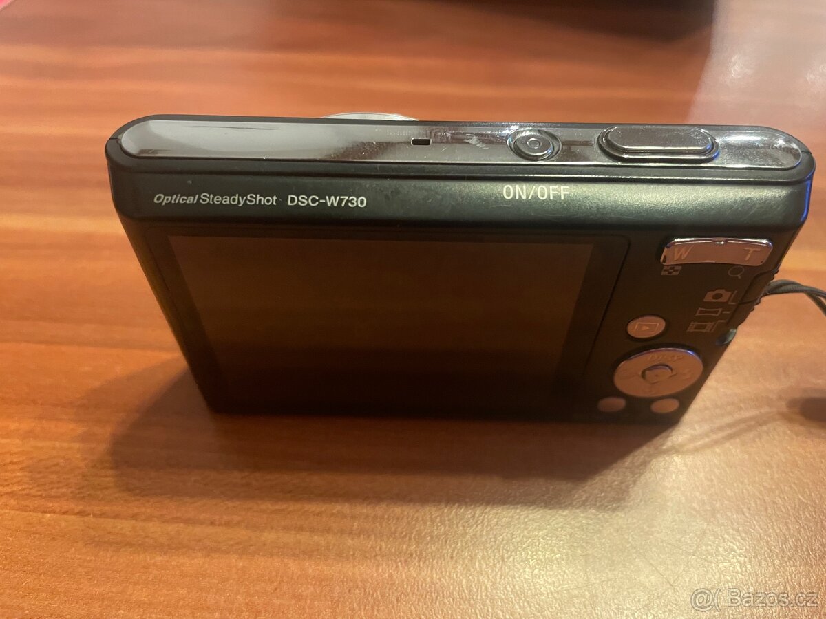 Digitální kompakt Sony CyberShot DSC W730 - 7