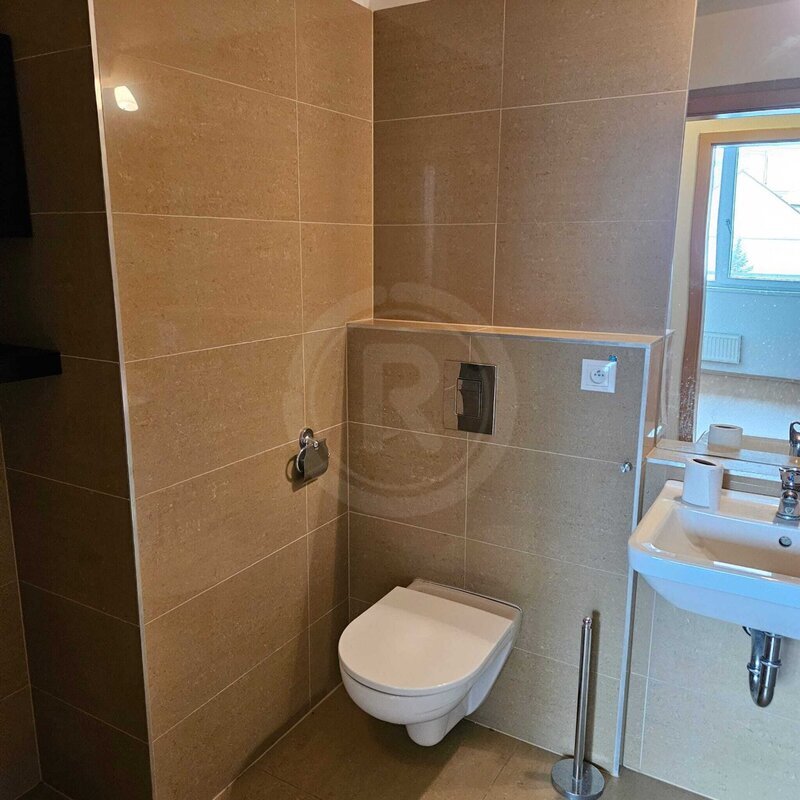 PRONÁJEM BYTU 2+KK SE DVĚMA BALKONY, STAROMĚSTSKÁ, ČB - 7