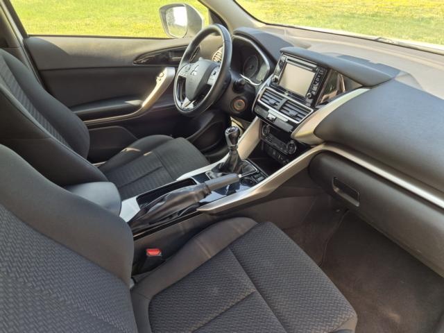 Prodám Mitsubishi Eclipse Cross 1.5 T 120kW - KOUPENO V ČR - 7