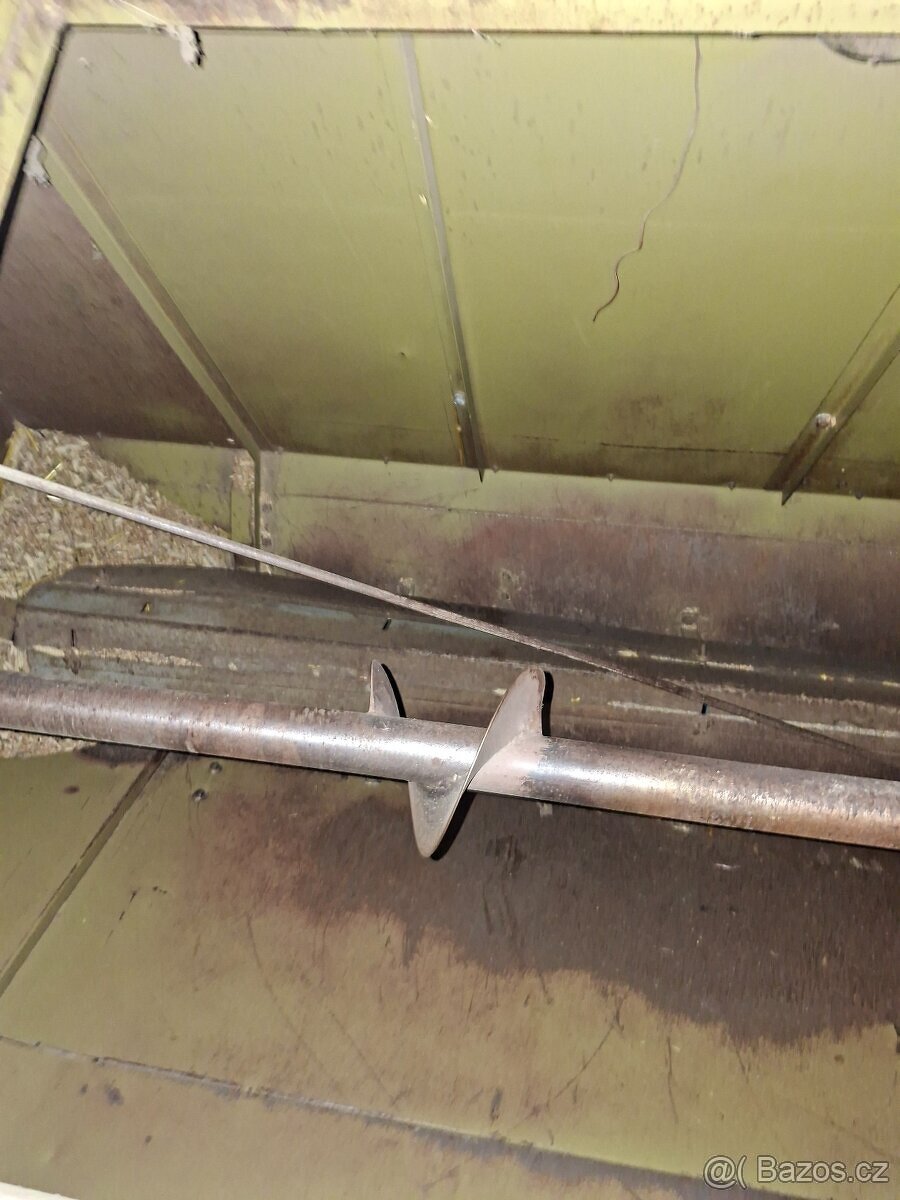 Prodám kombajn e512 - 7