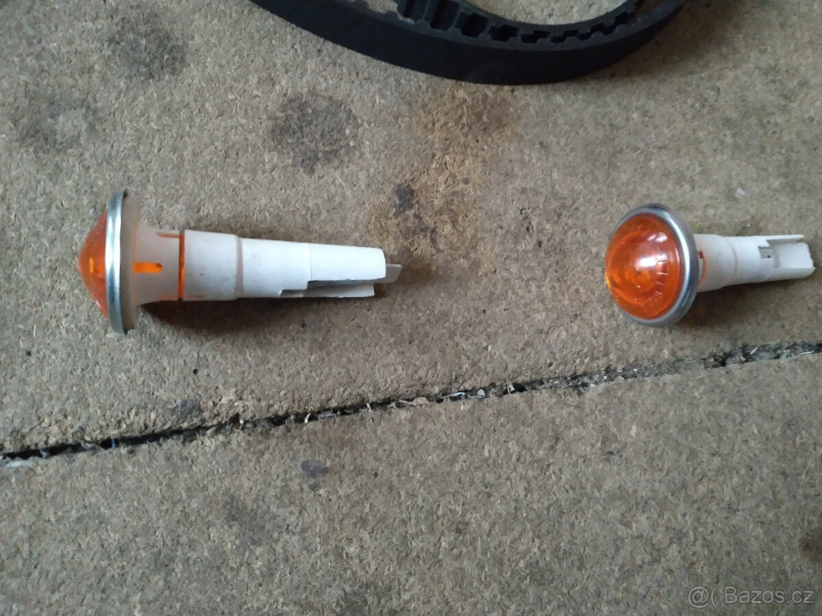 Fiat 128 sport coupe-nove dily - 7