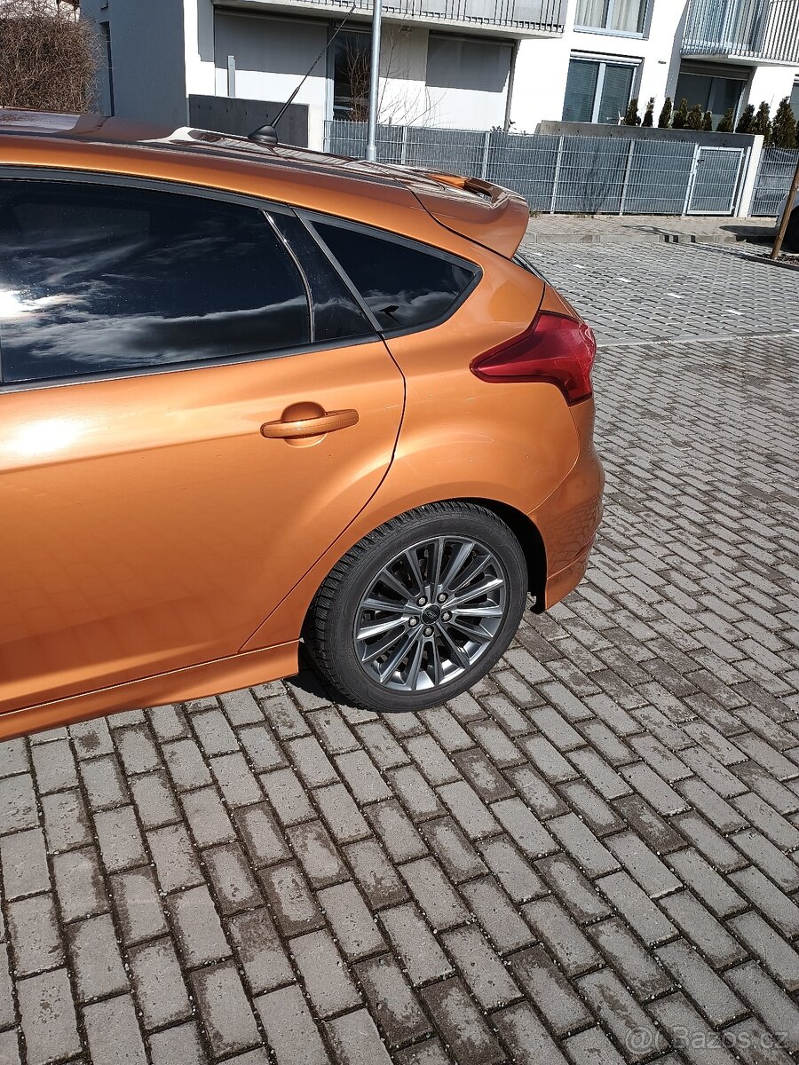 Ford Focus 1.5 110 kW S-line, r. 2018 - 7