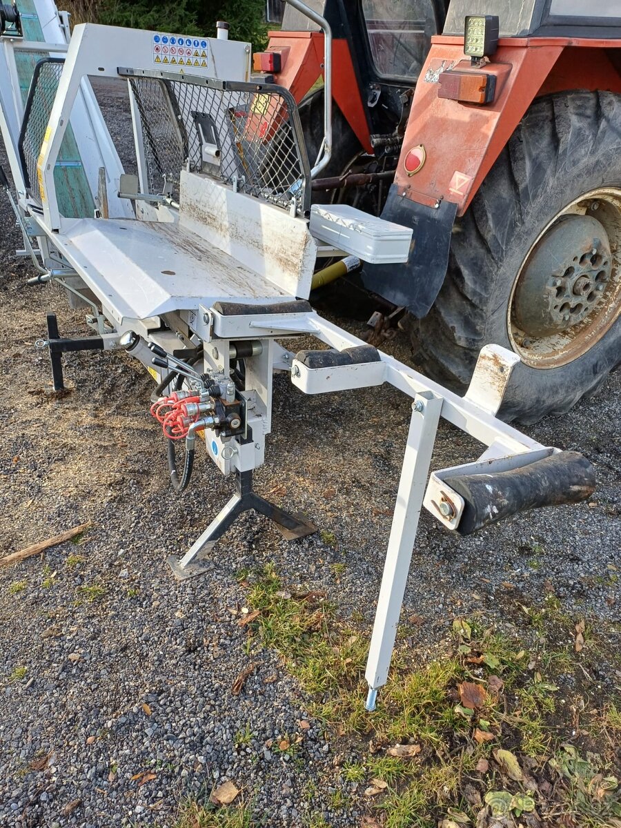 štípací poloautomat Lumag - 7