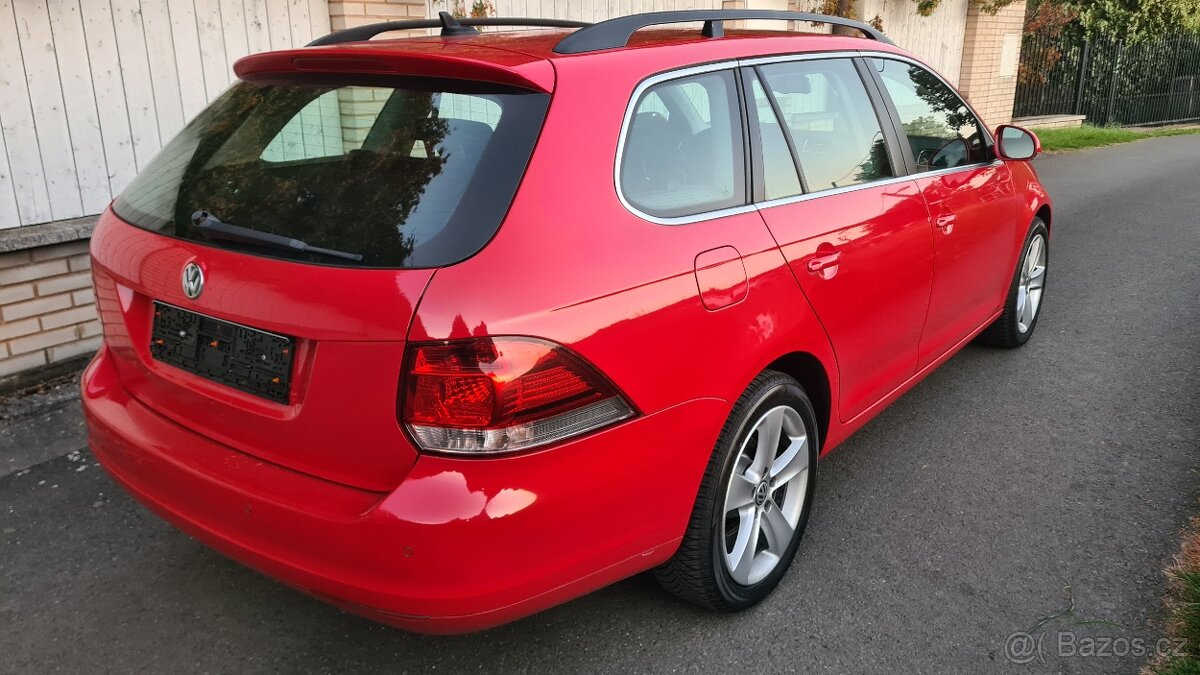 VOLKWAGEN GOLF 6 Comfortline kombi - 2,0TDI 103kW - Manuál. - 7