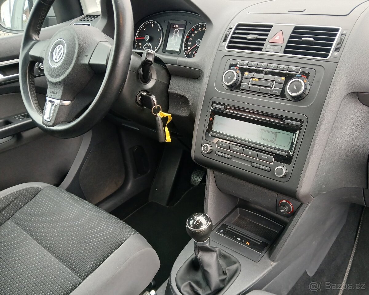 TOURAN,2.0TDI,103KW,VÝHŘEV,DIGI,PARKASIST,TZ,SERVIS JEN VW - 7