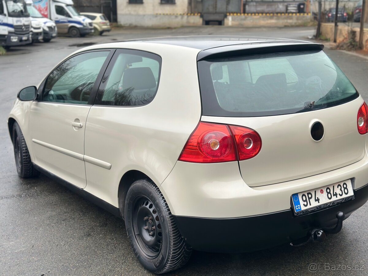 Volkswagen golf 5(V) 2.0tdi 103kw ideal stav - 7