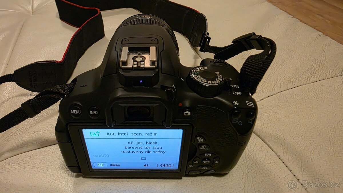 Canon EOS 650D + objektiv EF-S 18-135 IS STM Kit - 7