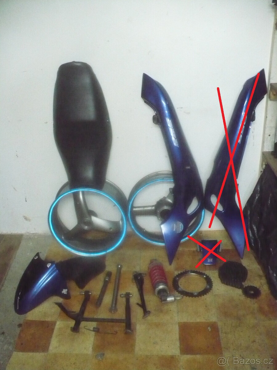 Triumph Sprint 955i ST r. 2000-díly - 7