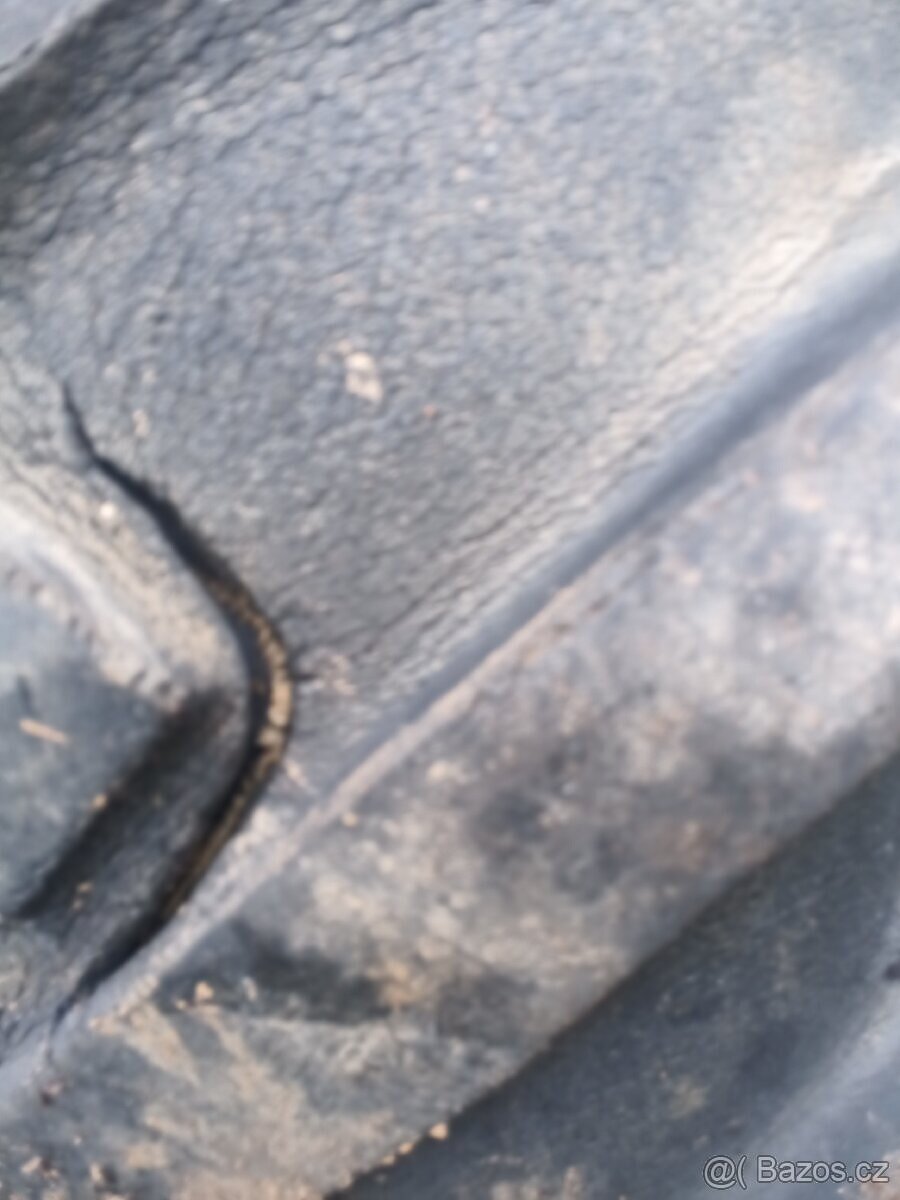 Zetor zadní kola 16,9-30 - 7