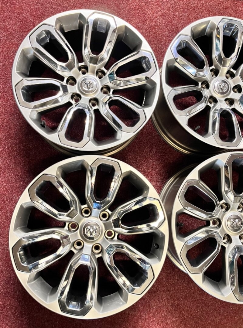 6x139.7 R20 Originál Dodge RAM 5.Generace - TOP STAV - 7