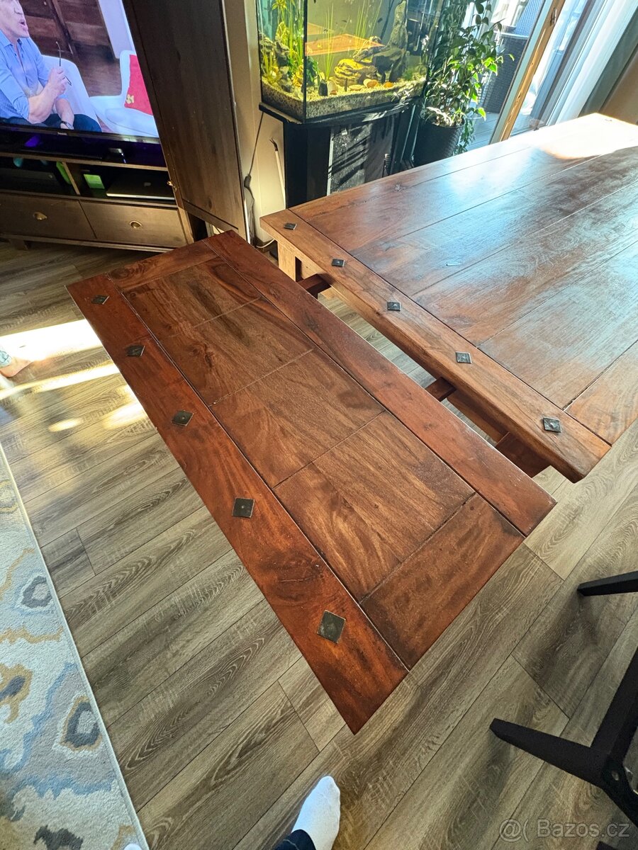 Jídelní stůl - 7