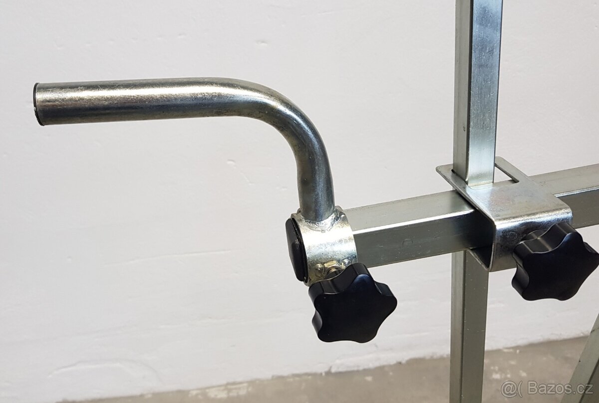 Otočný lakovací stojan 10 ramen - 7