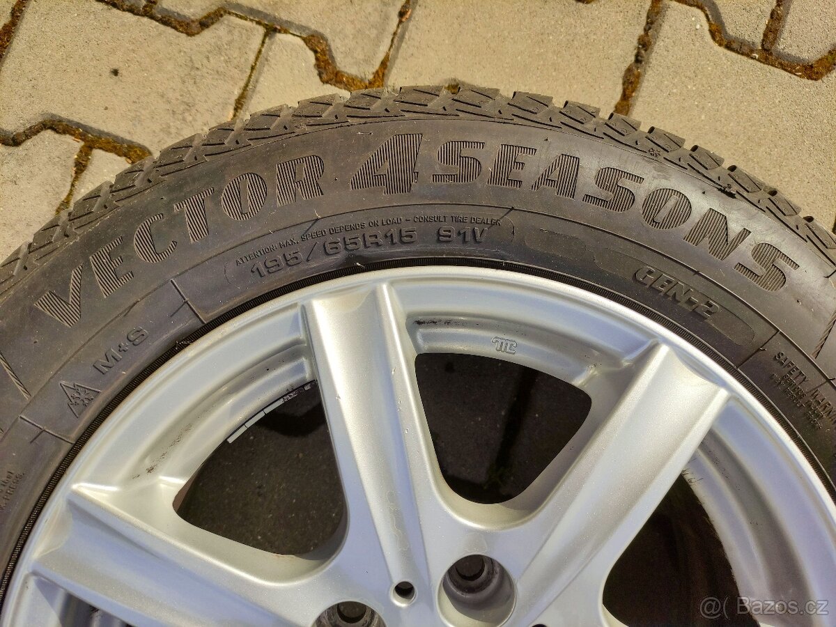 ALU LITÁ KOLA na Skoda Octavia II 15" + CELOROČNÍ 195/65/15 - 7