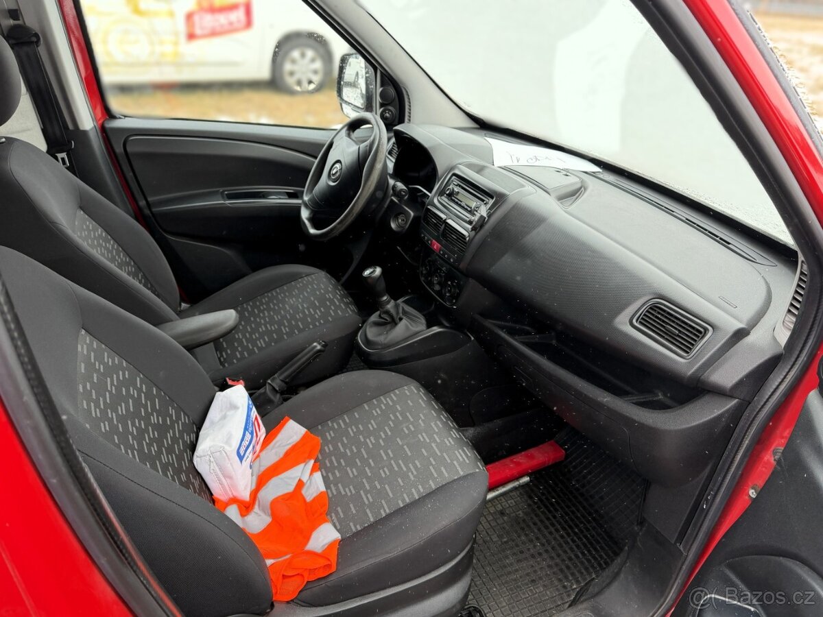 Opel Combo 1,3 CDTi 66kW Tažné DPH - 7