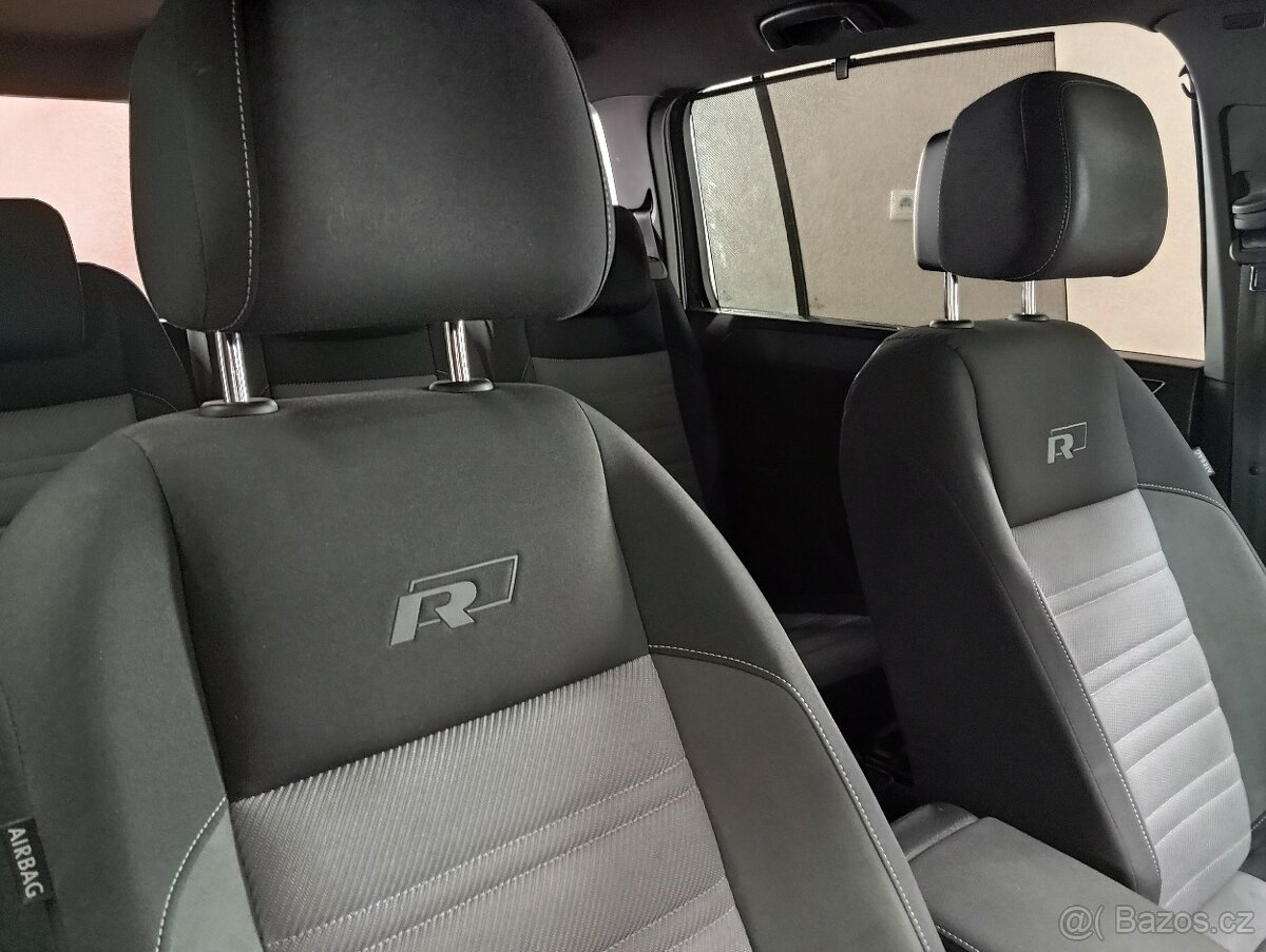 VW Touran R-Line, DSG, Virtual, 7 místo - 7