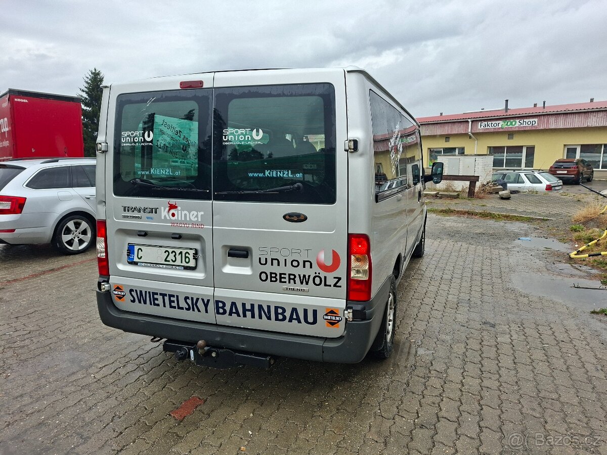 Ford Transit 2,2tdci Long 9 míst - 7