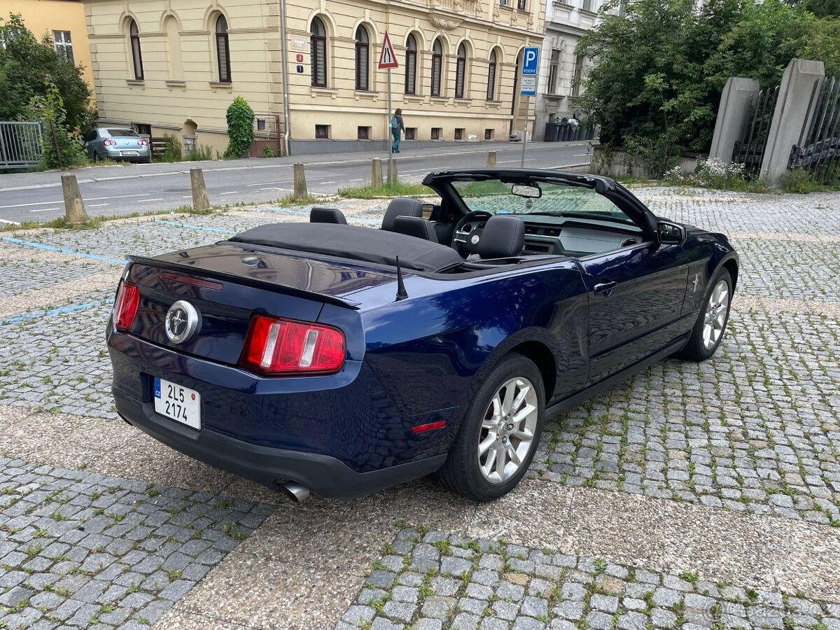 Ford Mustang 3.7 V6 227 kW cabrio - 7