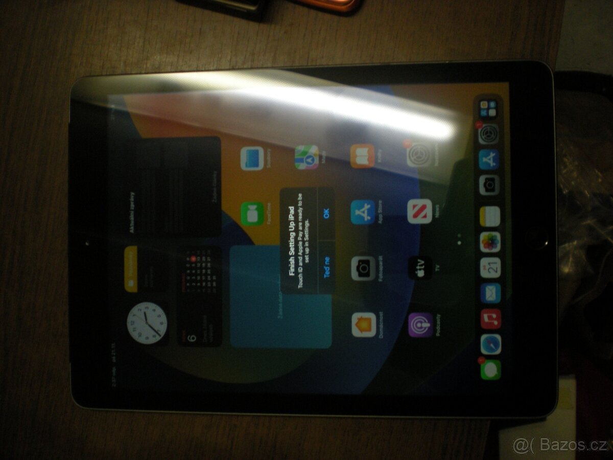 ipad Apple + Huawei - 7