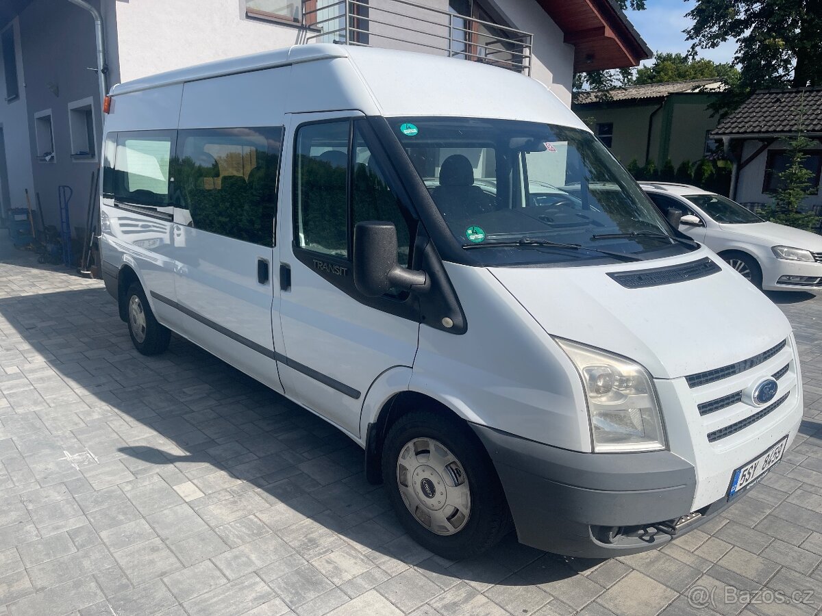 Pronájem Ford Transit minibus 8+1 míst - 7
