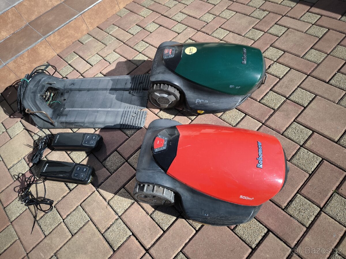 Robotické sekačky Robomow – 2 ks - 7