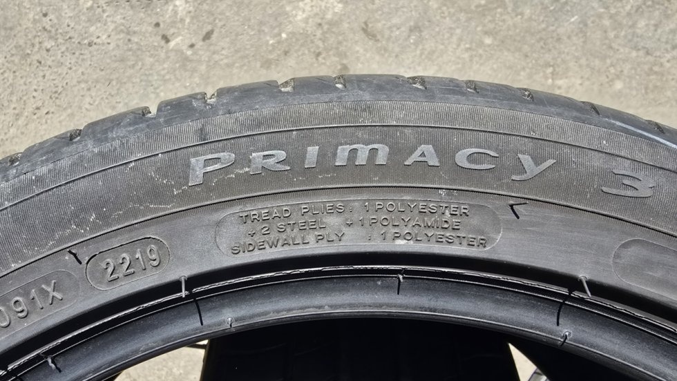 Letní pneu 225/45/17 Michelin - 7