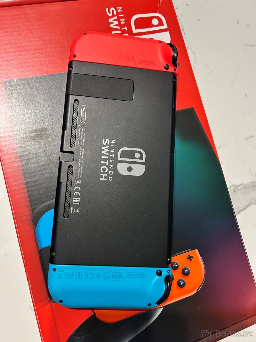 Nintendo Switch - 7